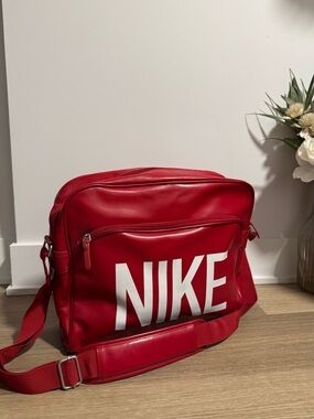Nike Red Crossbody Messenger Bag